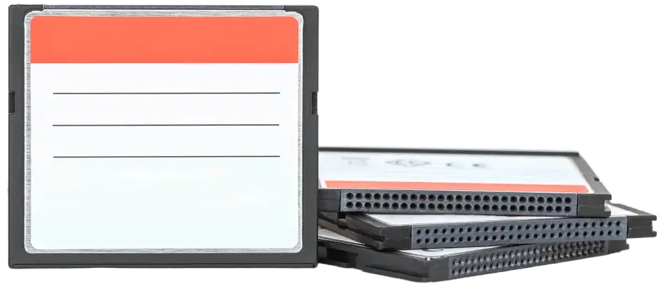 CompactFlash (CF)